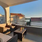 Anita Apartment