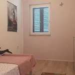 Anita Apartment *