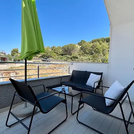 Anita Apartman *