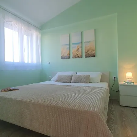Anita Apartman *